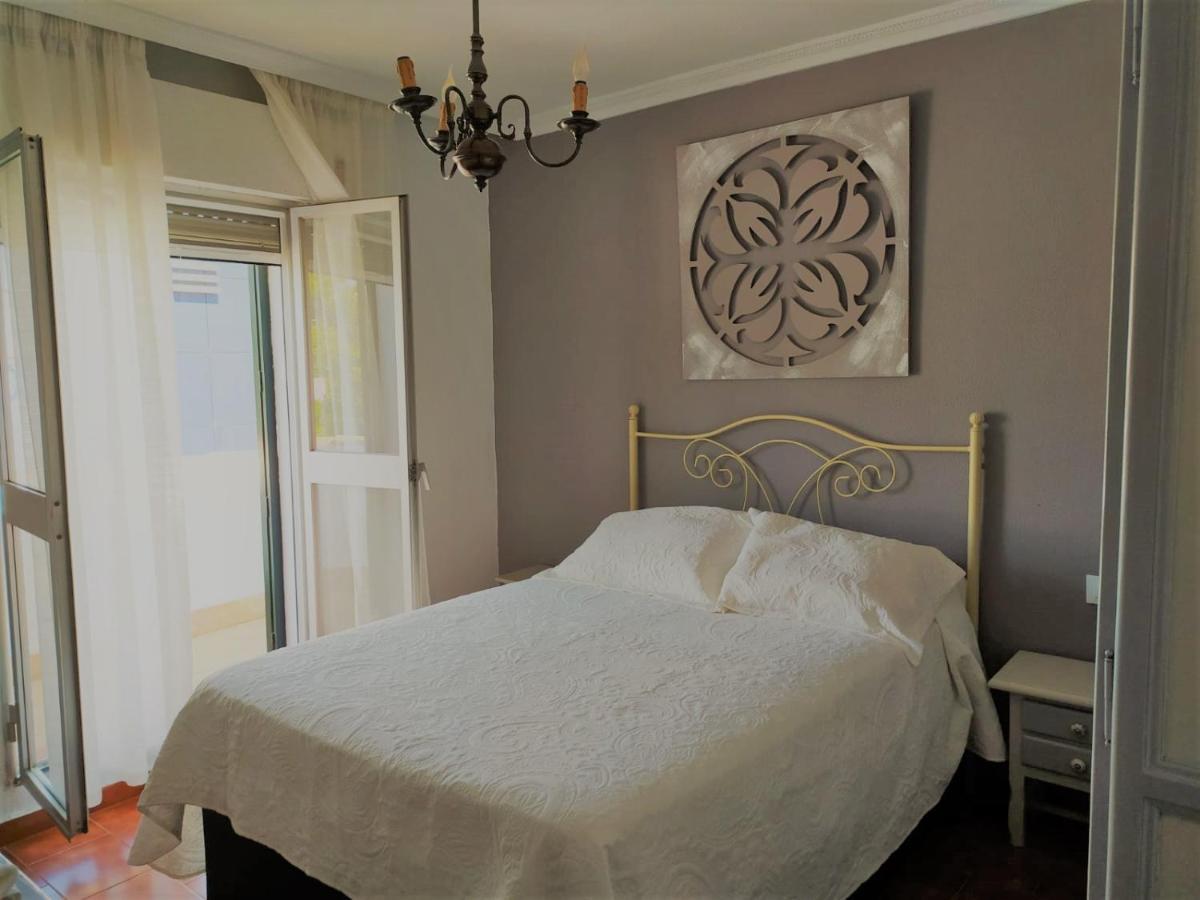 Casa Con Patio En El Centro De La Ciudad Villa Chiclana de la Frontera Bagian luar foto